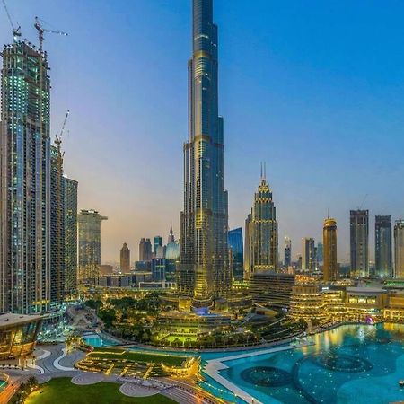 Spectacular Burj & Fountain View - Luxurious 3 Bedrooms & Maids Room - The Residences ドバイ エクステリア 写真