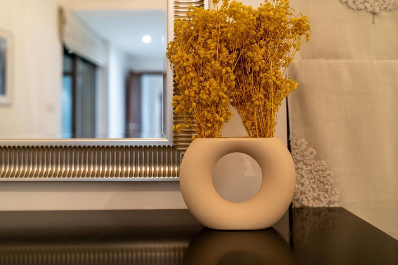 Spectacular Burj & Fountain View - Luxurious 3 Bedrooms & Maids Room - The Residences ドバイ エクステリア 写真